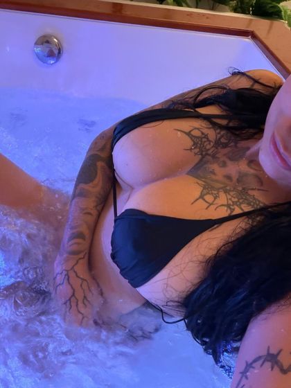 daniela0498227 OnlyFans picture