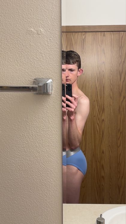 flowerboyflorian OnlyFans picture