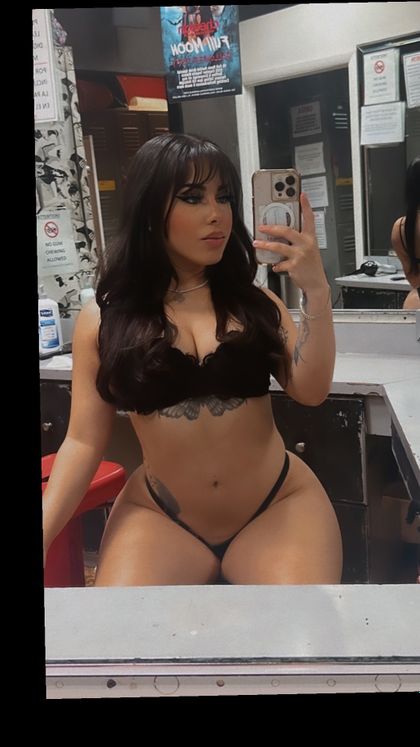 xlilredx OnlyFans picture