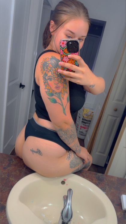 mommabugs OnlyFans picture