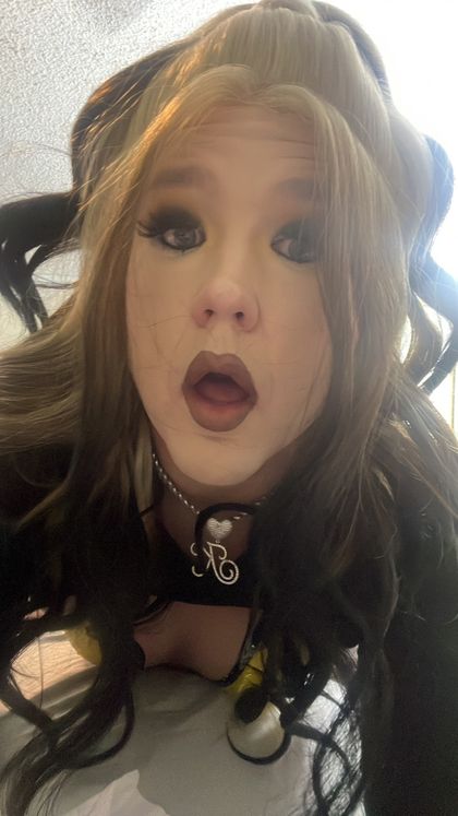 sissyxsnowxbunny OnlyFans picture