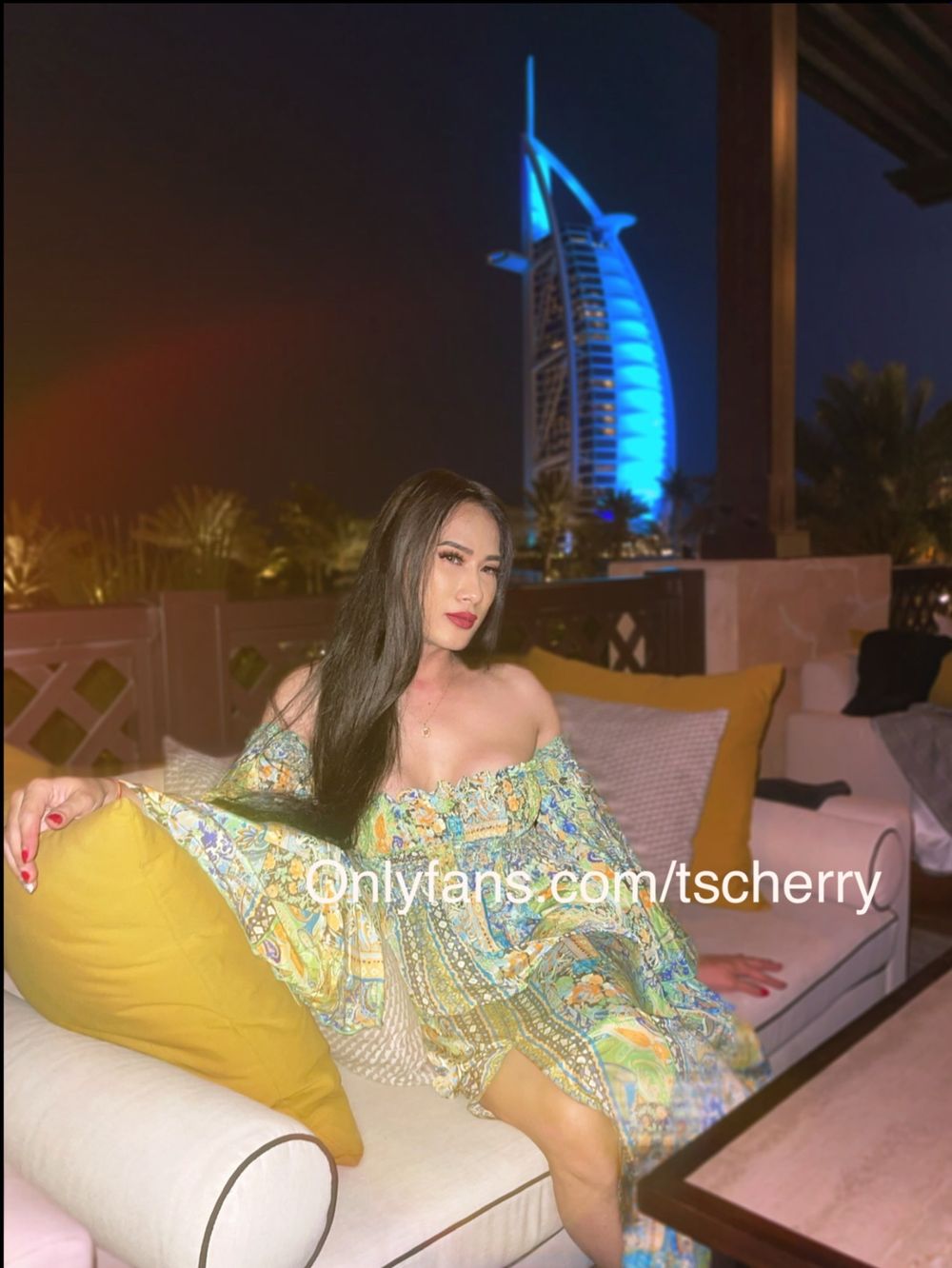 tscherry OnlyFans profile picture
