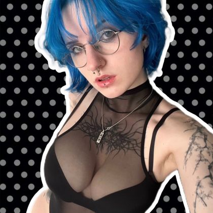 lyracr0w0-vip OnlyFans picture