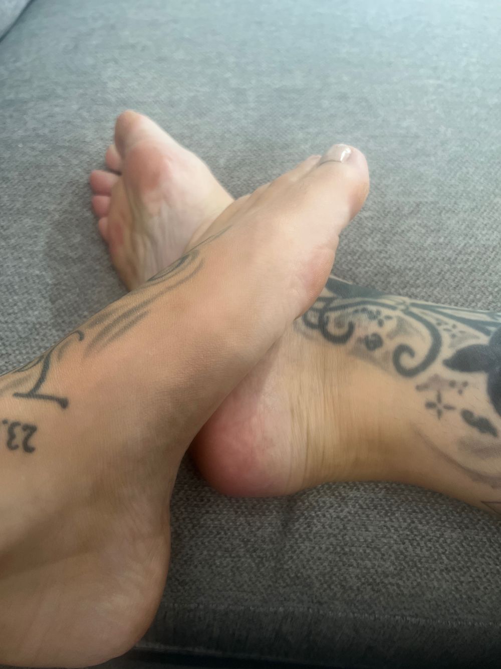 2girls4feet_au OnlyFans profile picture
