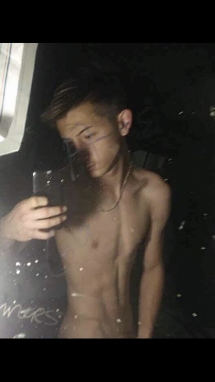 lawrence1999 OnlyFans picture