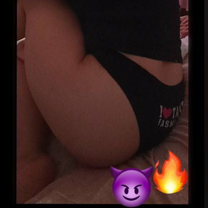 curlyloovee OnlyFans picture