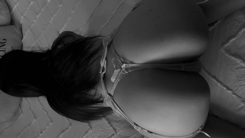 crybxbee OnlyFans profile picture
