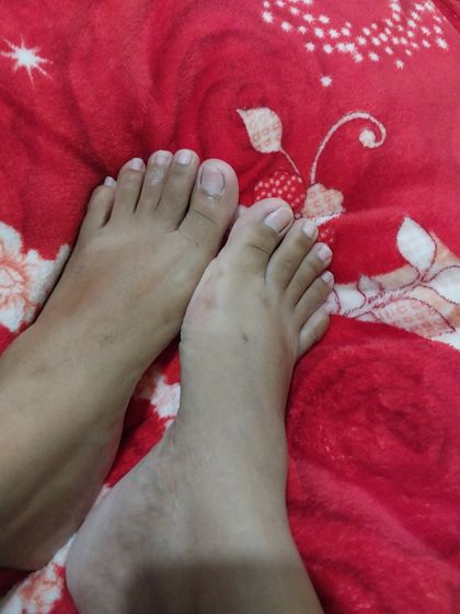 lainolpieslindos19 OnlyFans picture
