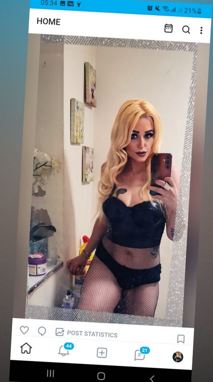 sachacherry OnlyFans picture