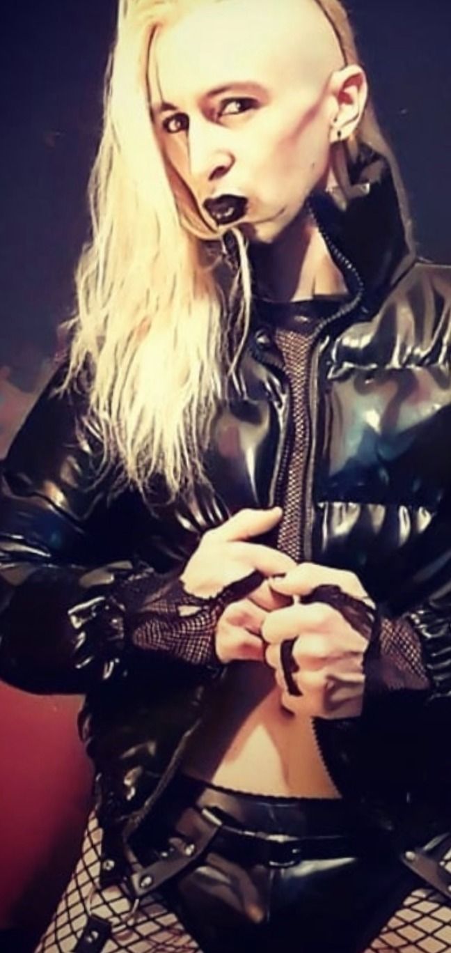 latexhexs OnlyFans profile picture