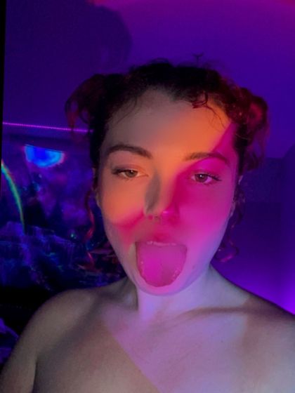 tastethenastyrainbow OnlyFans picture