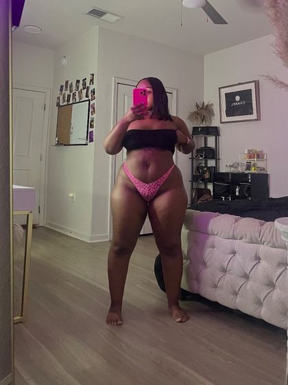 xoafterhoursss OnlyFans picture