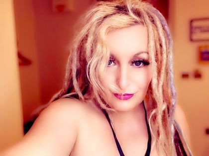 minilocs OnlyFans picture