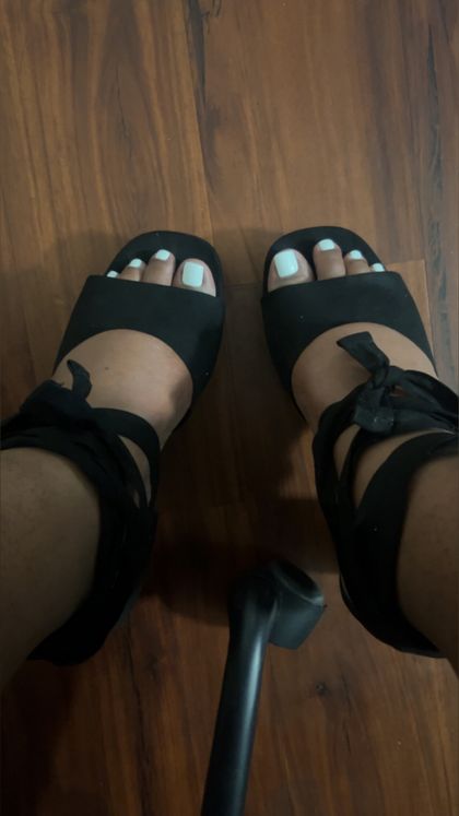 gobroke4beauty OnlyFans picture