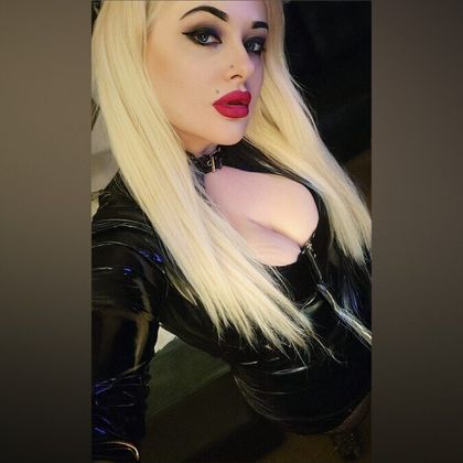 catmonstermodel OnlyFans picture