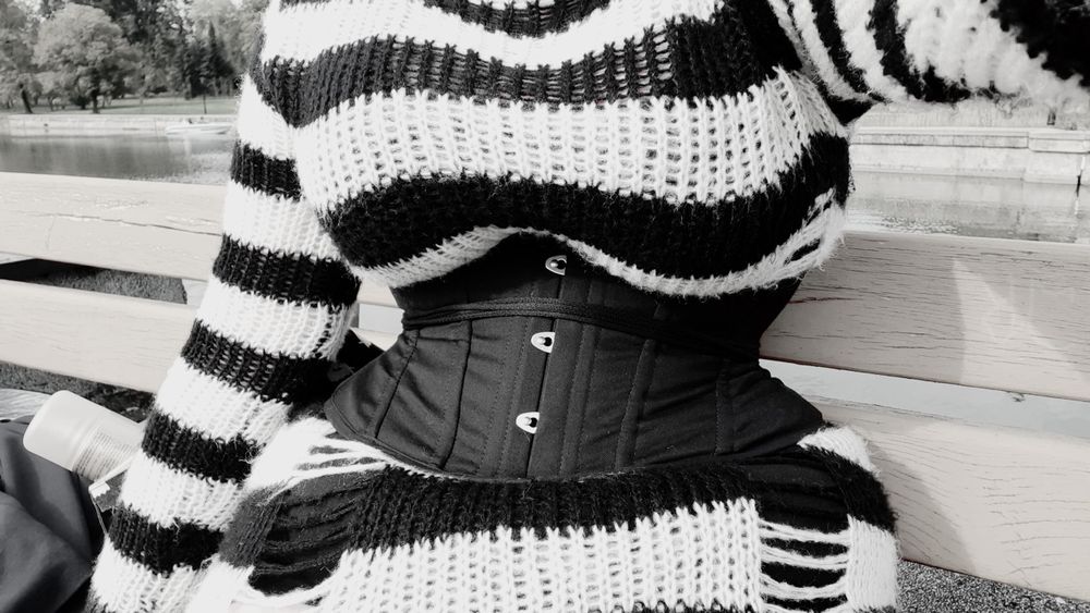 lonelydemondoll OnlyFans profile picture