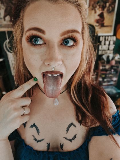 strawberrie_wine OnlyFans picture