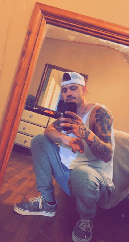 u185541840 OnlyFans picture