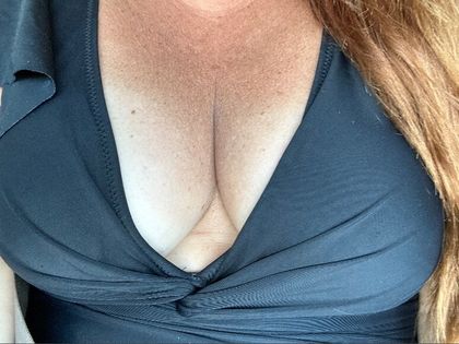 thecuriouswife1 OnlyFans picture