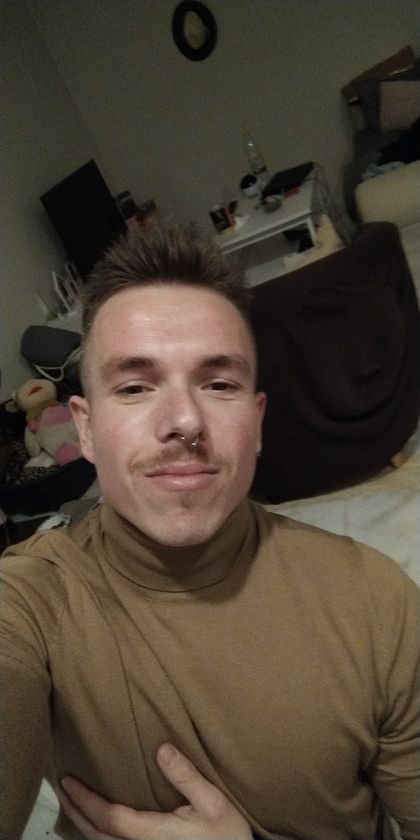 giviine OnlyFans picture