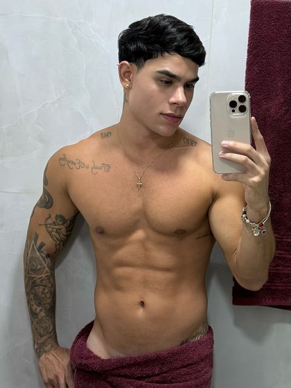 robert_santanaa OnlyFans picture