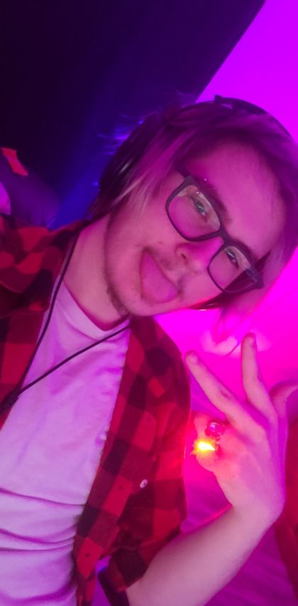 lunastays OnlyFans picture