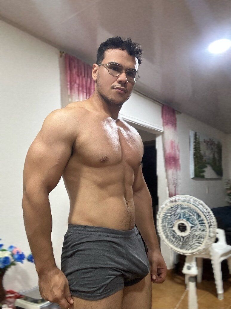 dominick2 OnlyFans profile picture