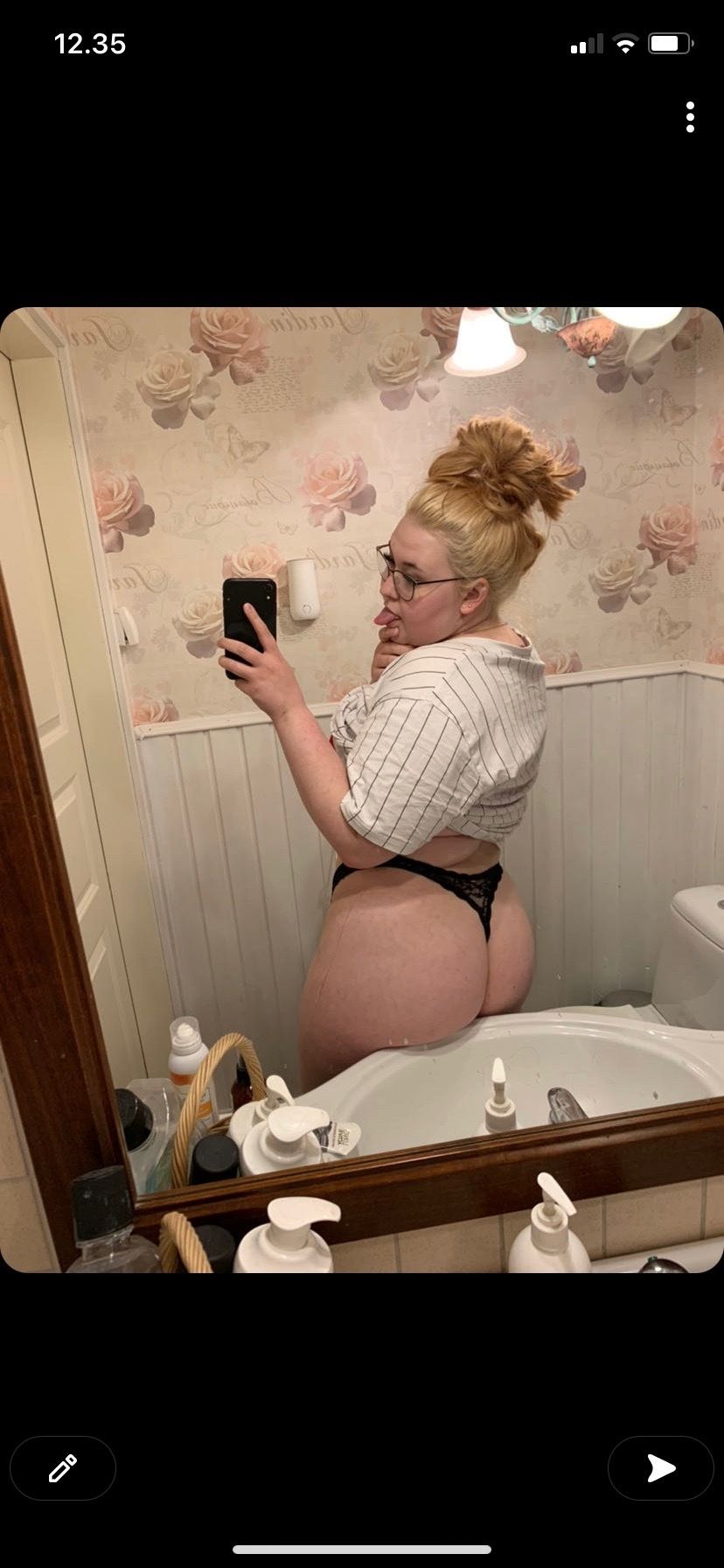 bootyb1tch OnlyFans profile picture