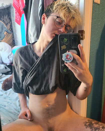 fruitynolan OnlyFans picture
