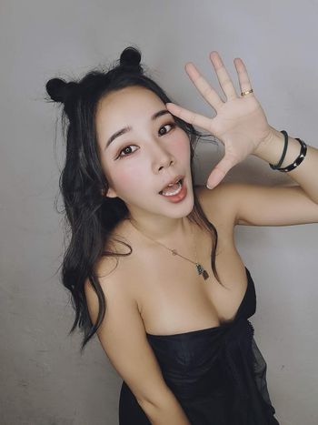 Angela 摳摳姐