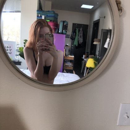 lydiacries OnlyFans picture