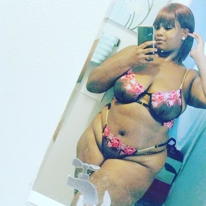 luvlylolaxxx OnlyFans picture
