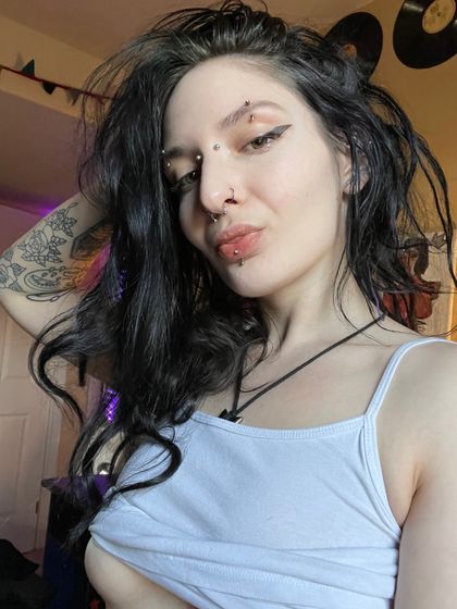 juneesky OnlyFans picture
