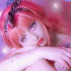rosieglosss OnlyFans picture