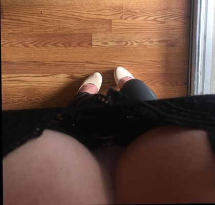 hustlinghotwife OnlyFans picture