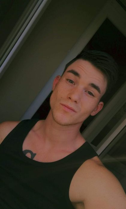 reksi OnlyFans picture