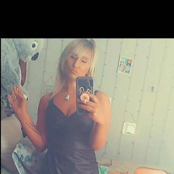 lacywettlovescock OnlyFans profile picture