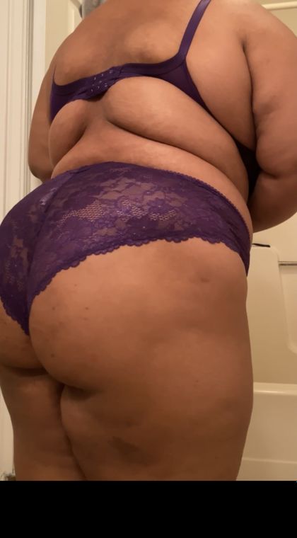 esmeeplumm OnlyFans picture