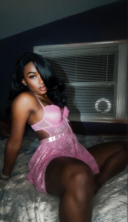 theevelvetqueen77 OnlyFans picture