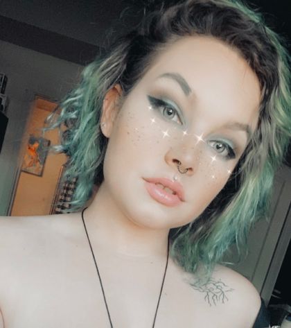 curvynerdgrl OnlyFans picture