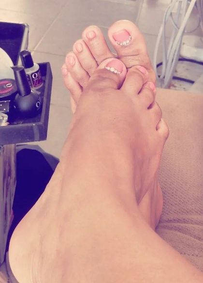 sweetlovehoneypluz OnlyFans picture