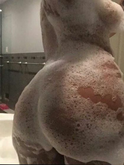 hotfruna OnlyFans picture