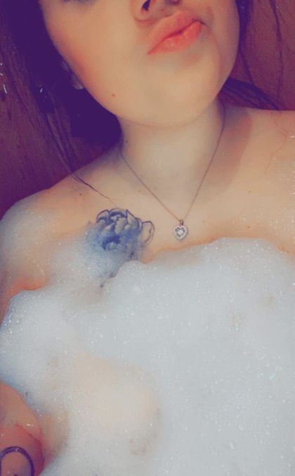 smalltownbabe96 OnlyFans picture