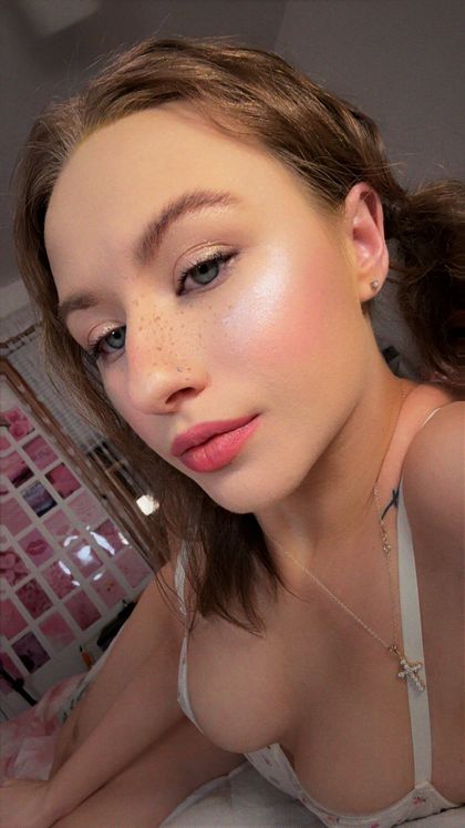 carlyncartervip OnlyFans picture