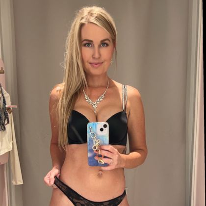 desireenoel.free OnlyFans picture