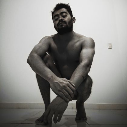 carlosvaro OnlyFans picture