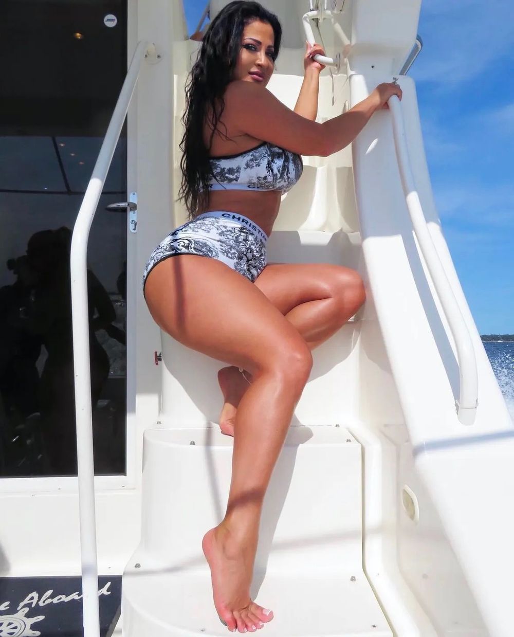 therealchristinaaplbum OnlyFans profile picture