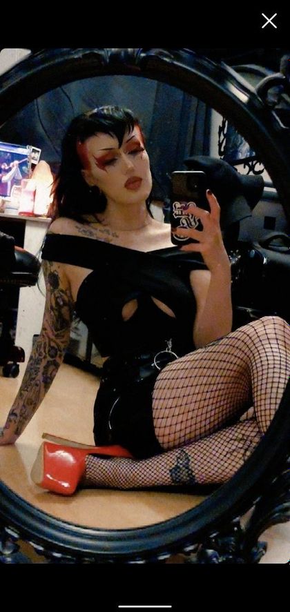 lunavondrachen OnlyFans picture