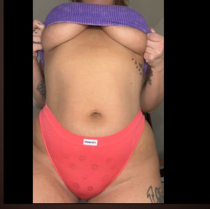 thickfitbunny OnlyFans picture