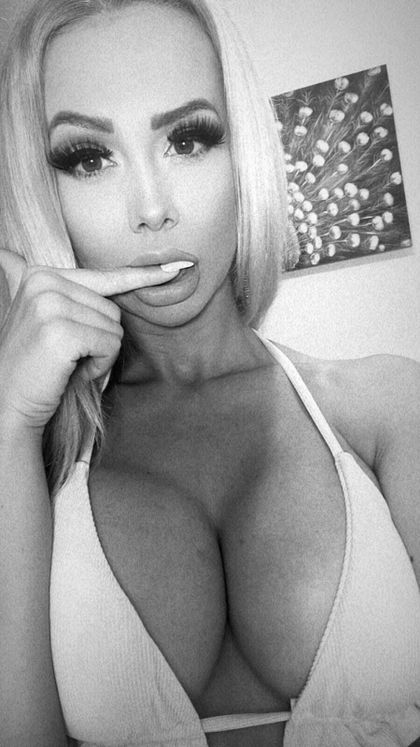 blondefantasyxxx OnlyFans picture